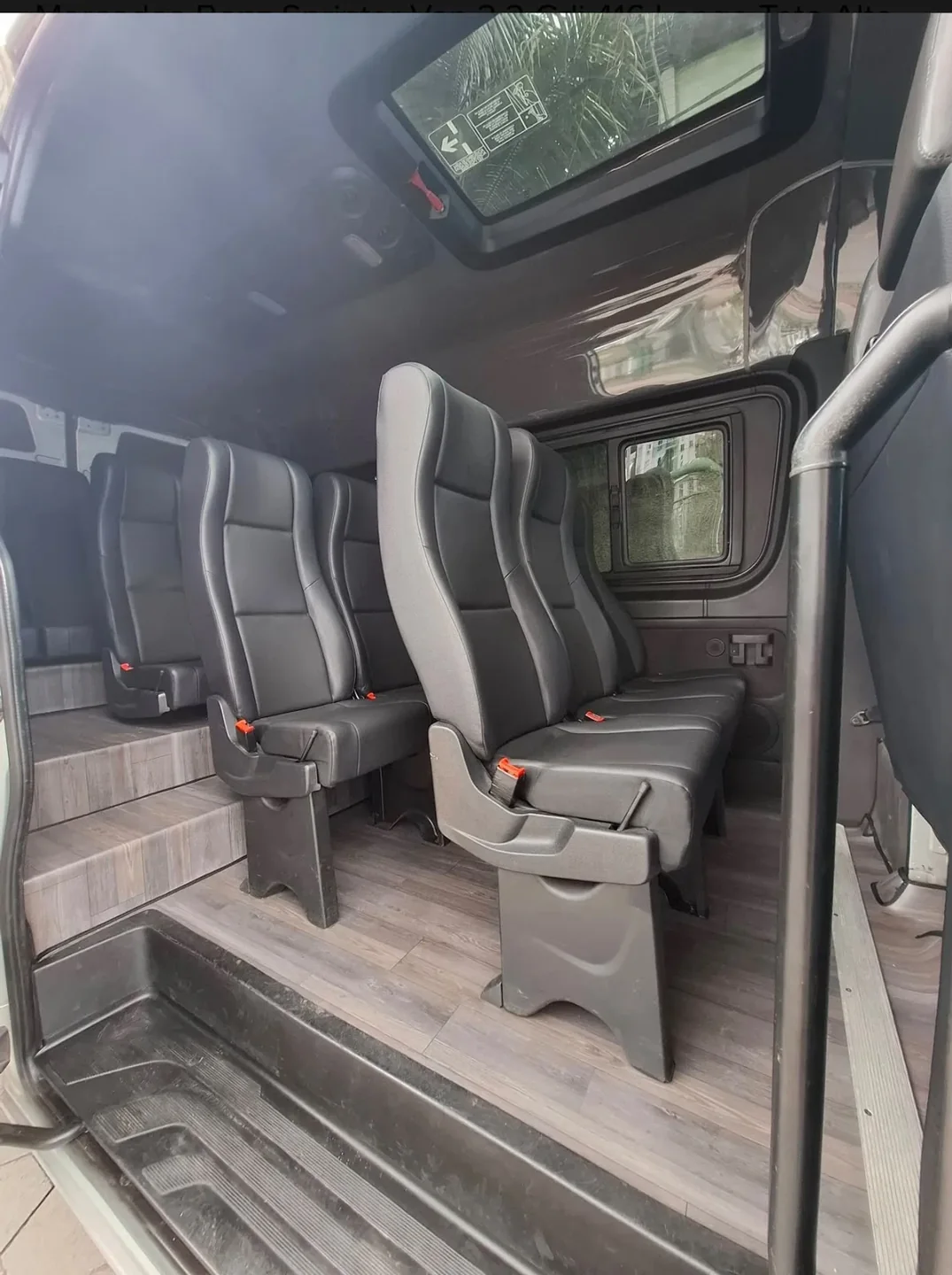 Interior da van